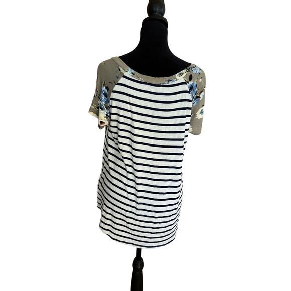 e.Luna stripe and floral crewneck T-shirt, women's size S - Picture 4 of 6